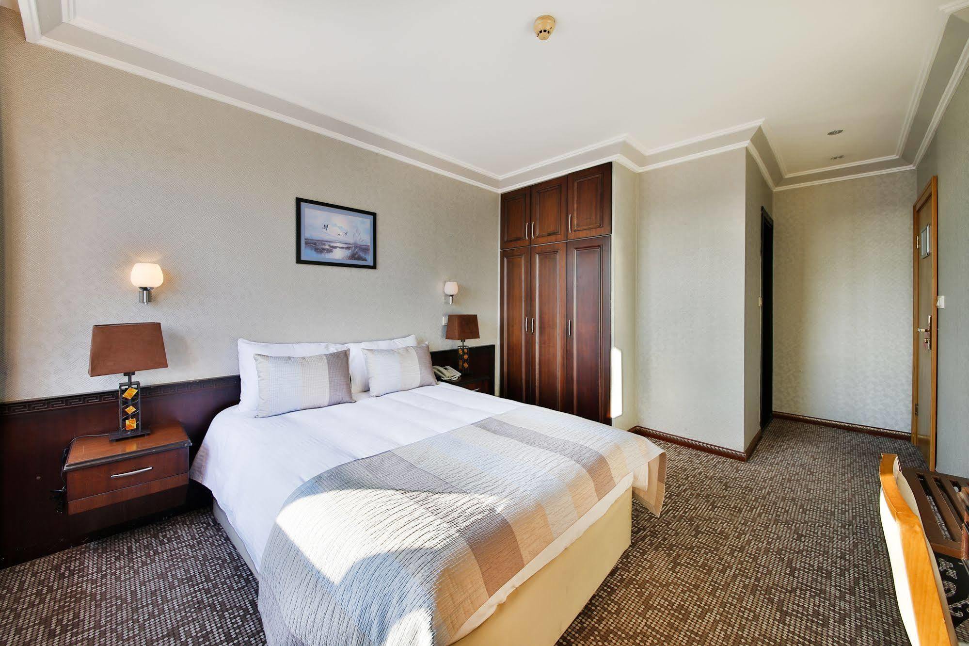 Sidonya Hotel 3*
